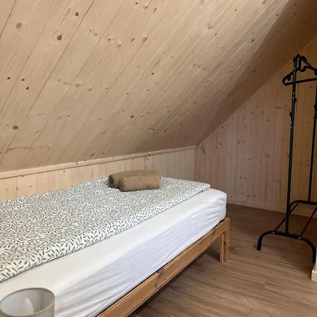 Skarpa Za Miastem Hébergement de vacances